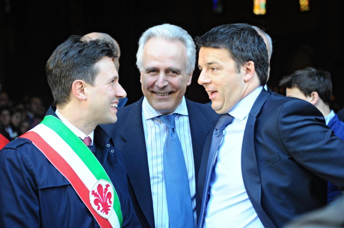 Corsa a Palazzo Vecchio, Renzi chiede al Pd le primarie