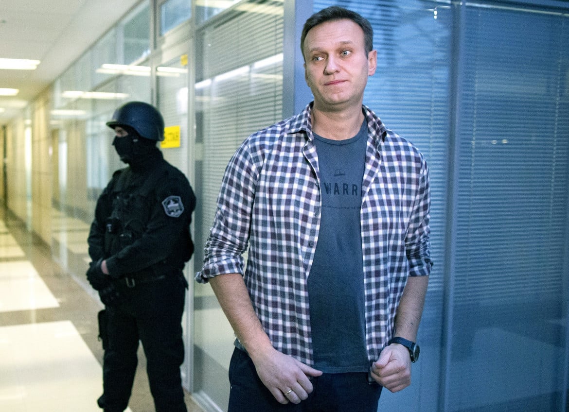 Navalny: «È stato Putin». Mosca: «Servo della Cia»