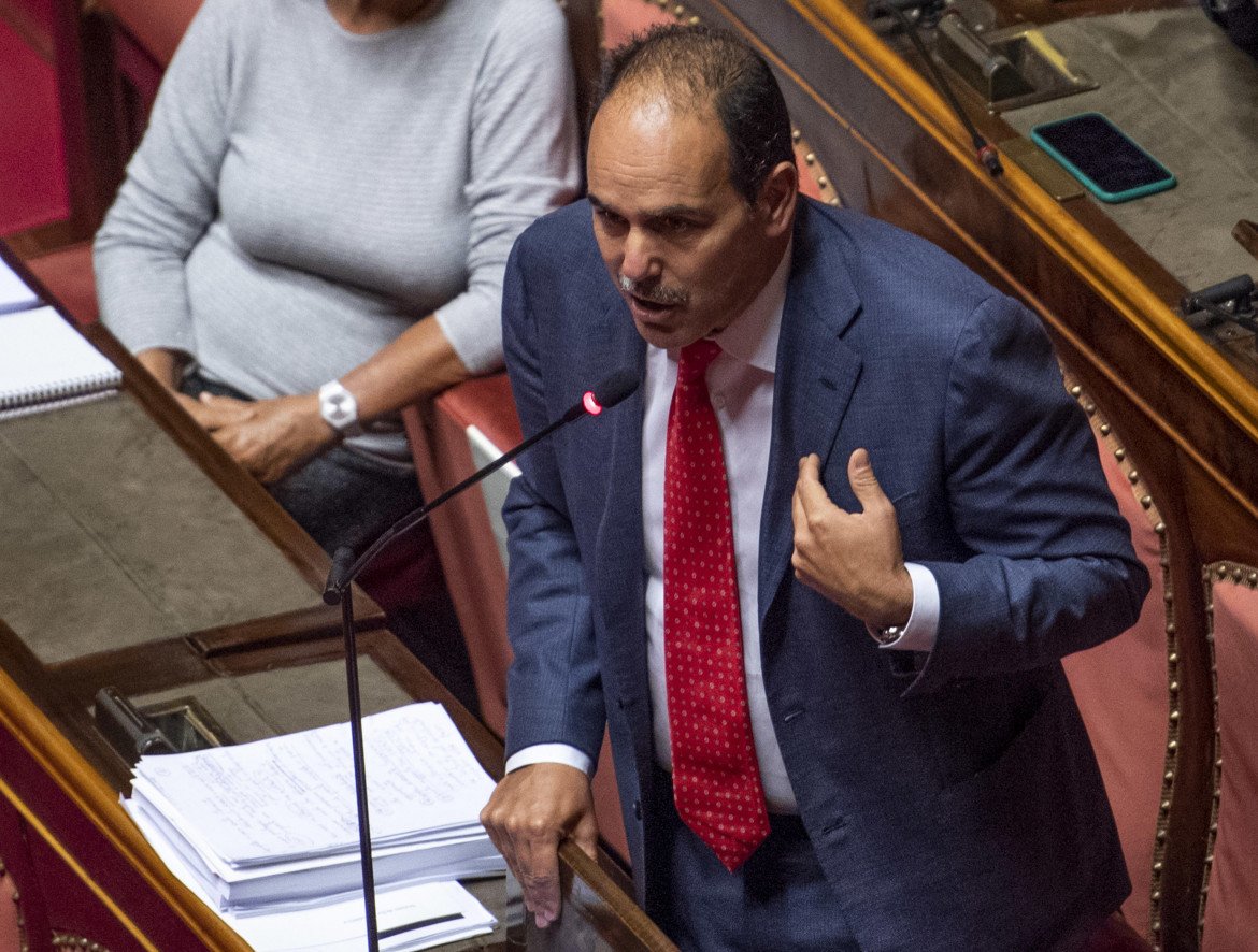 Marcucci (Pd): «Una follia andare avanti raccattando qualche senatore»