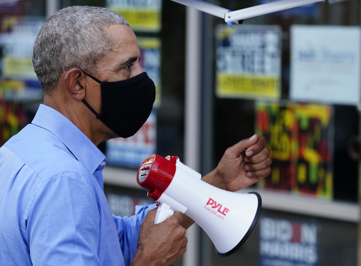 Obama: tutti a votare per fermare il reality show della Casa bianca