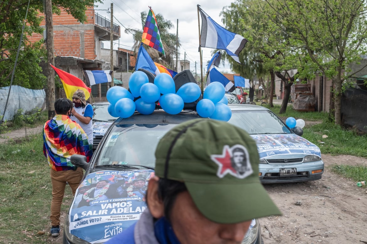 Bolivia in Argentina, tutti mobilitati: «Loro ci mettono le pallottole, noi le schede»