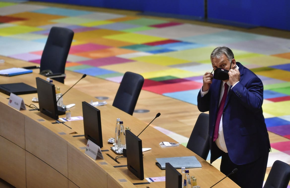 Legge anti-Soros, la Corte di giustizia europea condanna l’Ungheria