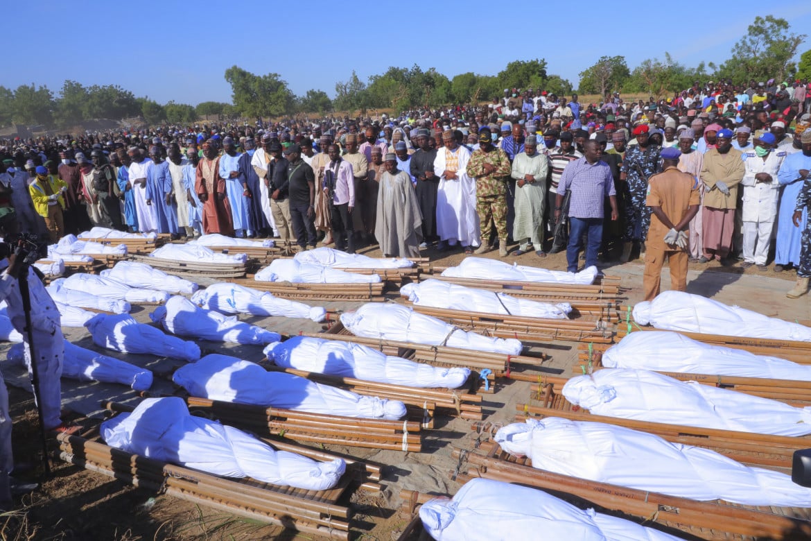 Orrore nella risaia, almeno 110 morti in un’incursione di Boko Haram