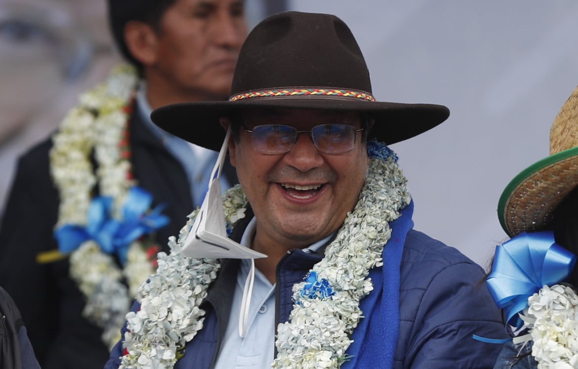 Bolivia, fallito attentato della destra contro Arce