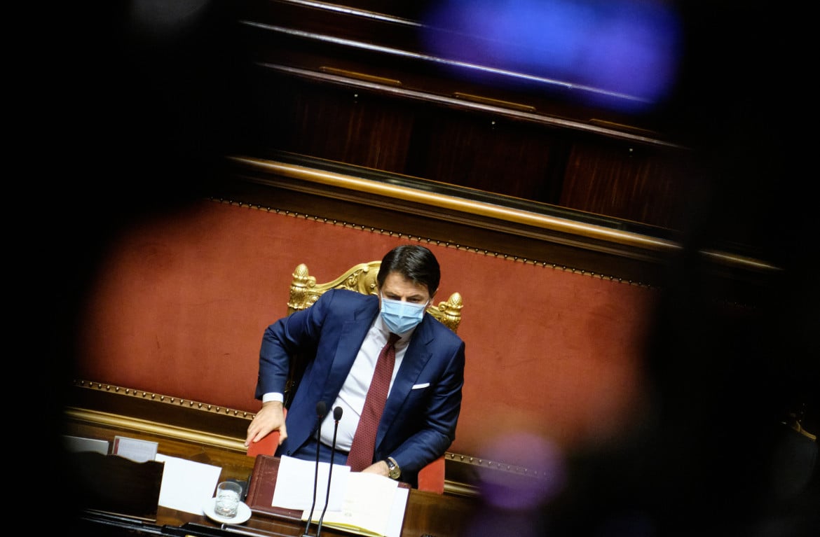 Renzi insiste, «via la task force  o è crisi». Il Pd si smarca