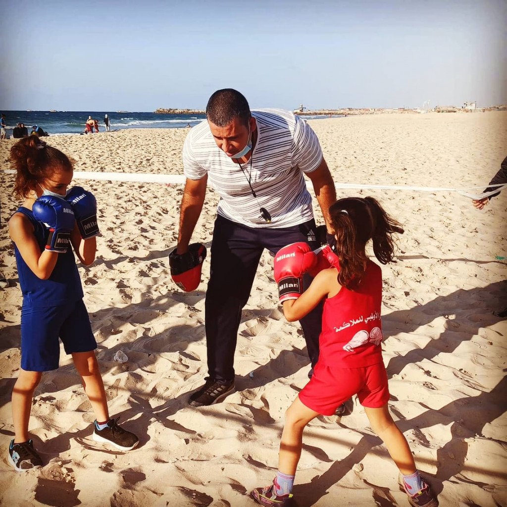 Osama Ayob: «Per combattere la diffidenza ci alleniamo anche in spiaggia»