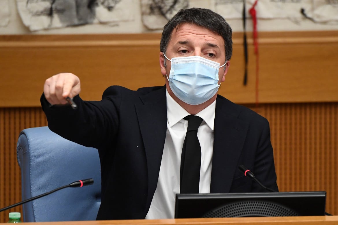 Come Craxi, Renzi punta a diventare  ago della bilancia di qualsiasi governo