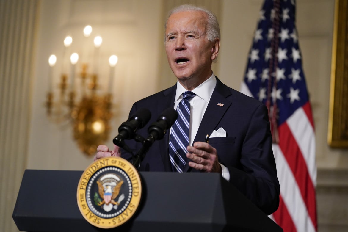 New Start, tra Biden e Putin torna il trattato sulle armi nucleare. E stop sostegno Usa ai sauditi