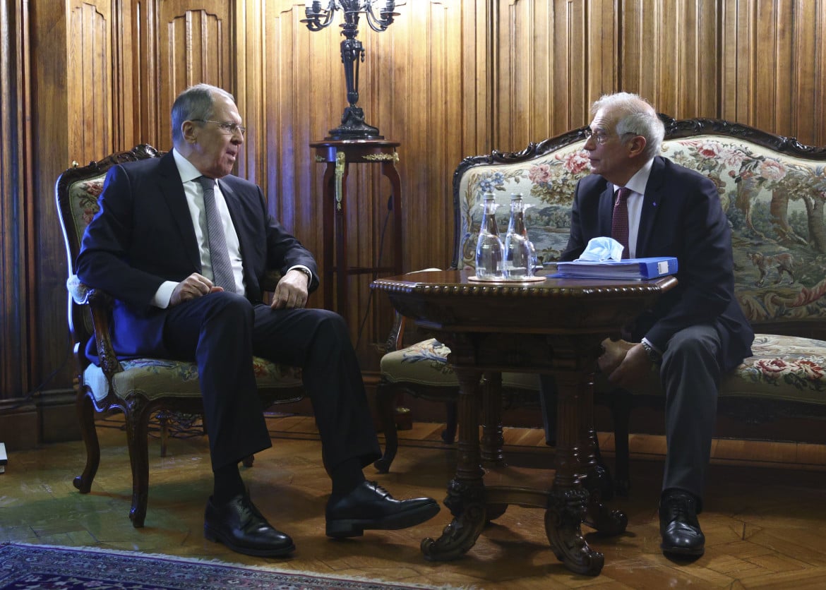 Borrell a Mosca: «Momento difficile». Ma no a sanzioni