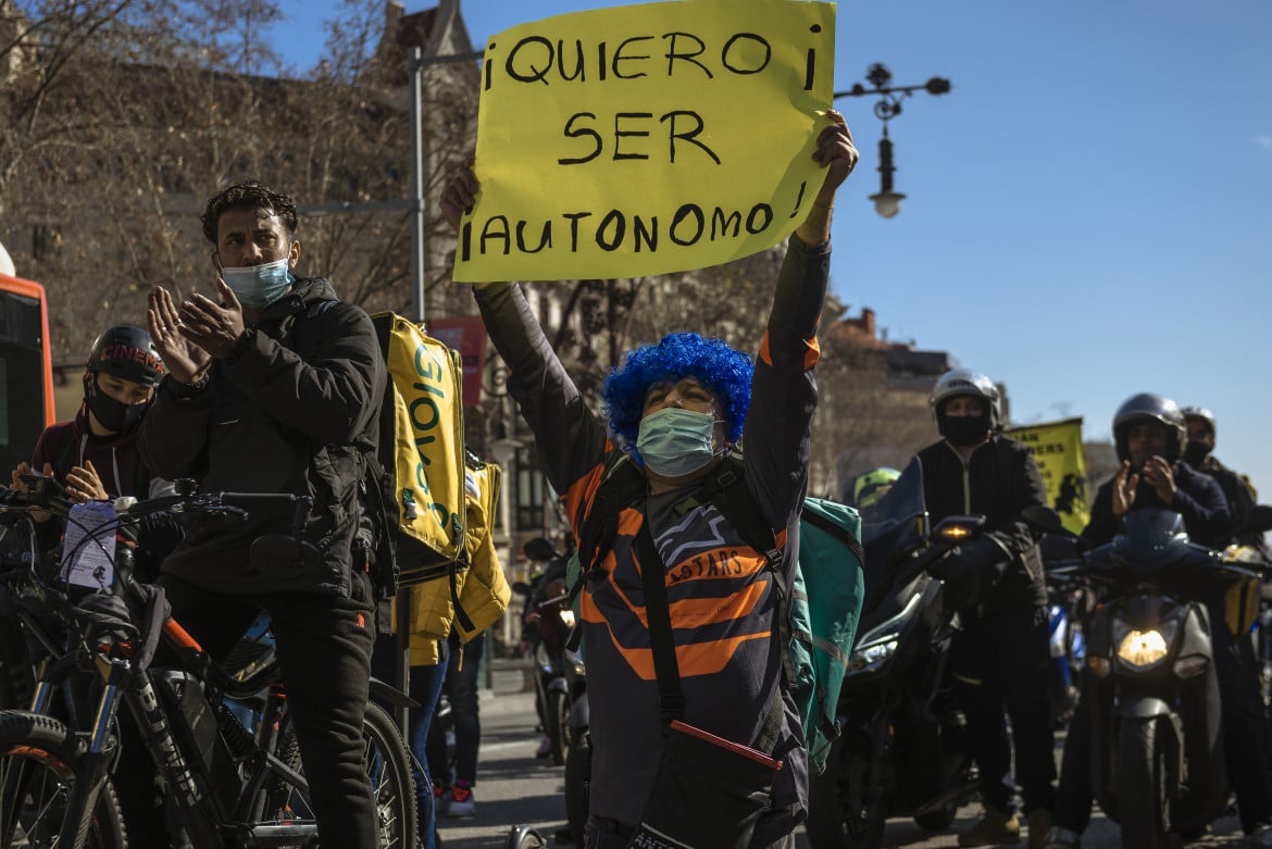 Rider, la Spagna promette una legge per la regolamentazione