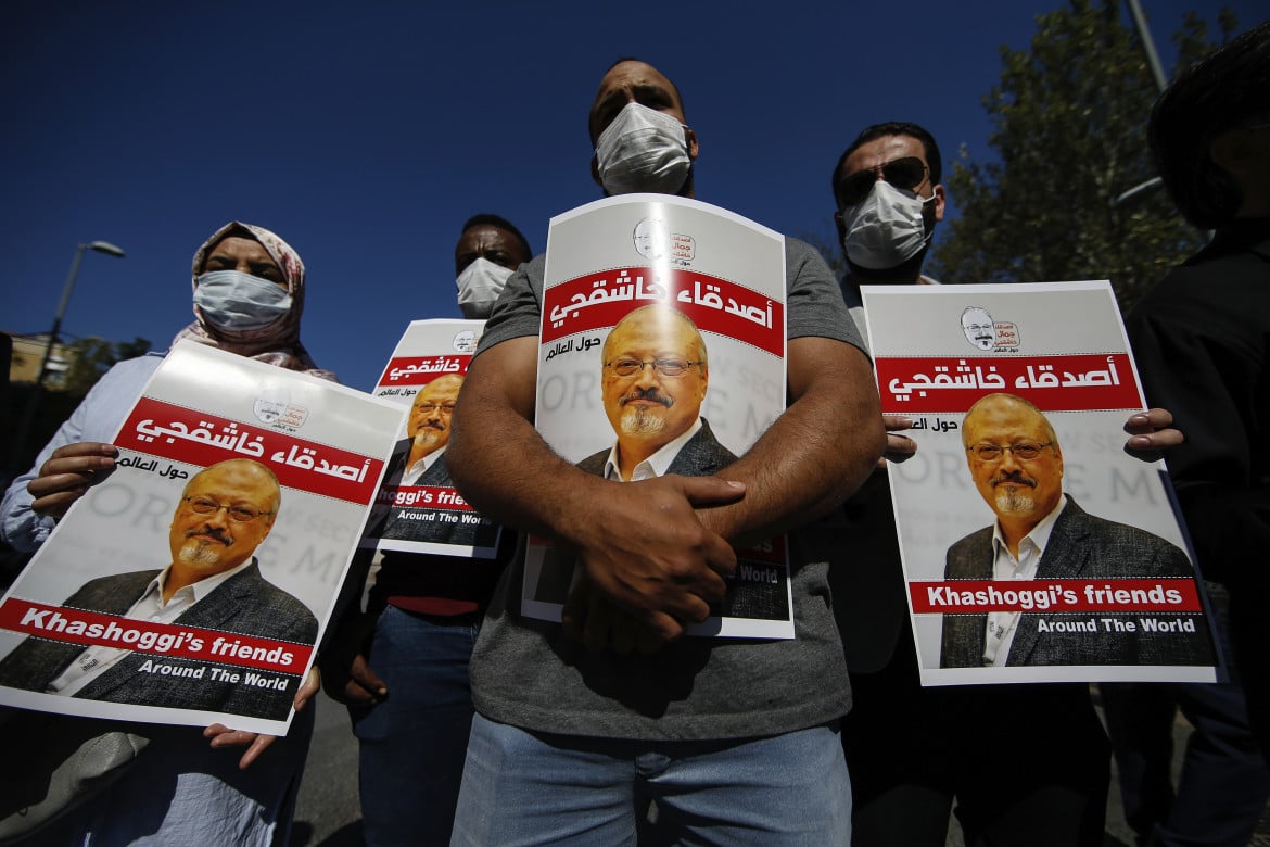 «Approvò l’omicidio di Khashoggi». Biden scarica bin Salman
