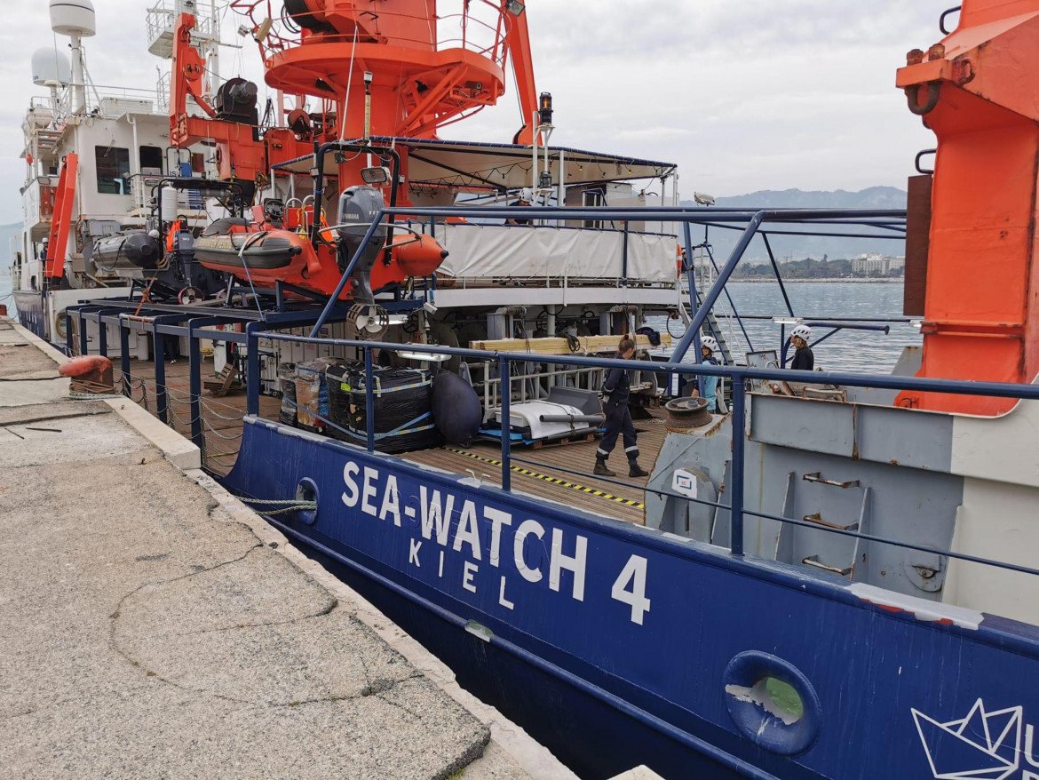 «Sea Watch 4» liberata, torna nel Mediterraneo
