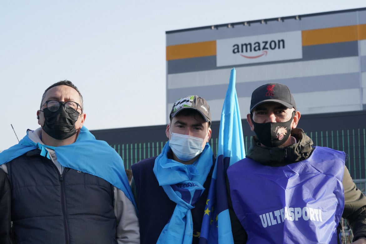 Sciopero Amazon: crescono adesioni, assemblee, volantinaggi e boicottaggi