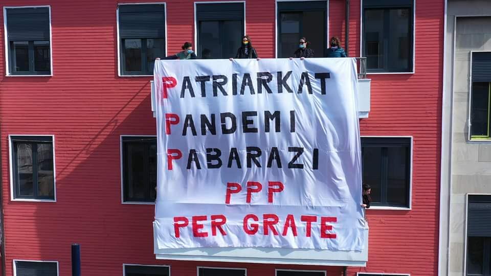 Il nuovo femminismo albanese contro lo Stato delle «tre P»