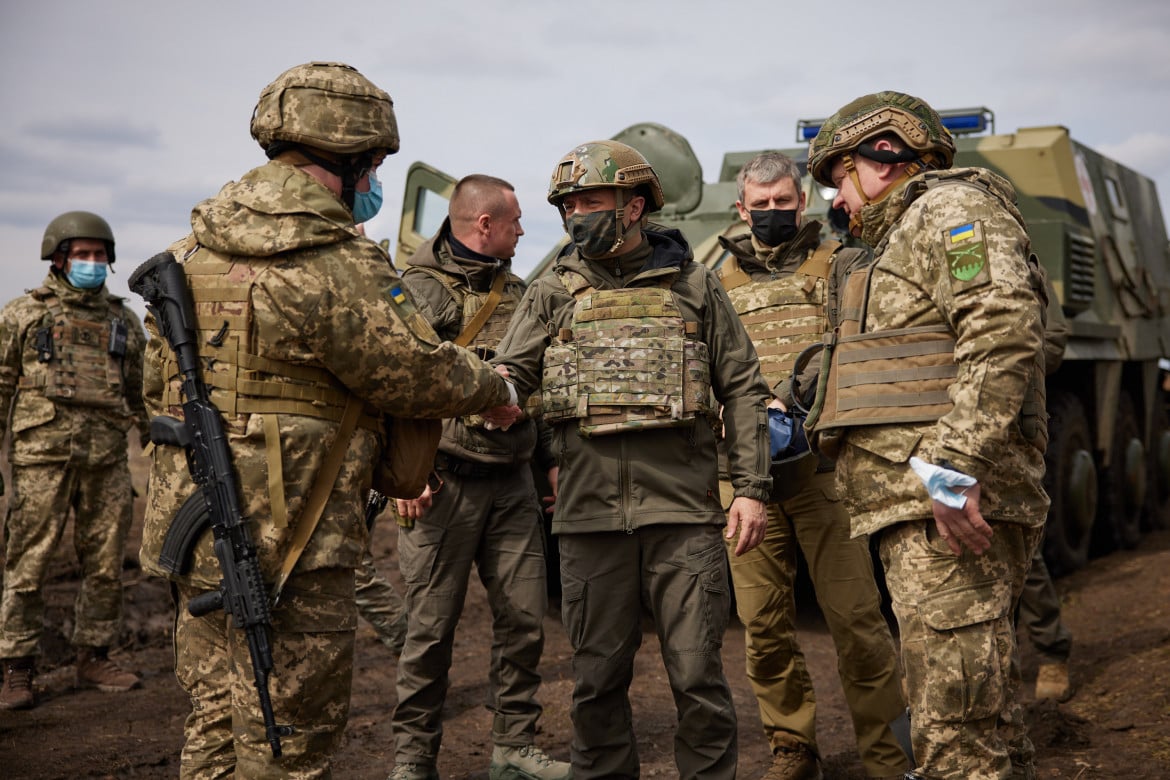 Ucraina, cresce la tensione al confine russo