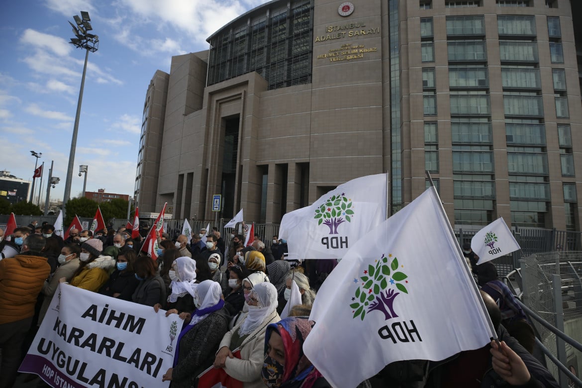 Proteste di Kobane, si apre il processo (politico) all’Hdp