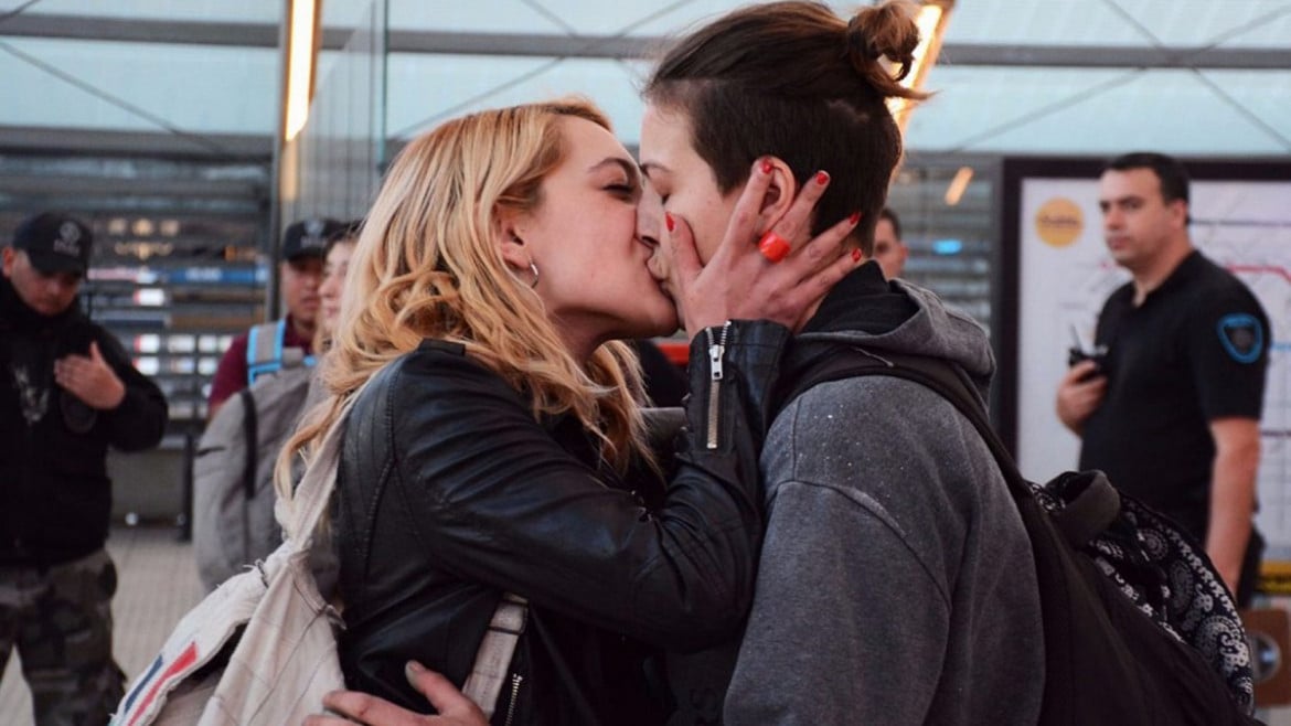 In Argentina «baciarsi non è un delitto»