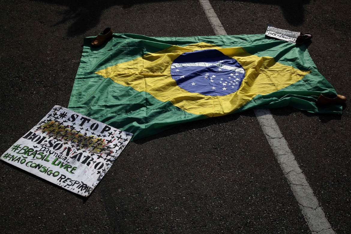 Catastrofe umanitaria,  Bolsonaro ora rischia grosso