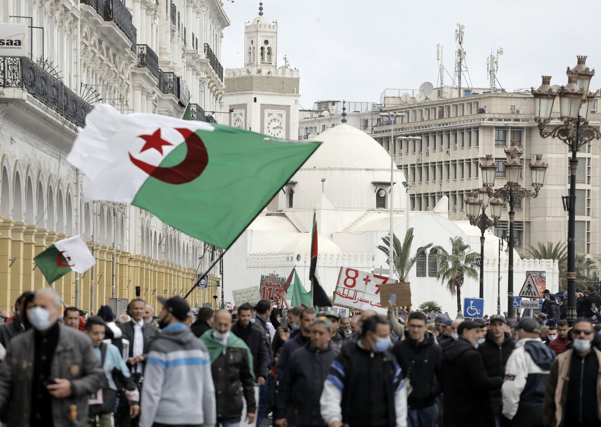 Algeri contro l’hirak: islamisti di ritorno e condanne politiche