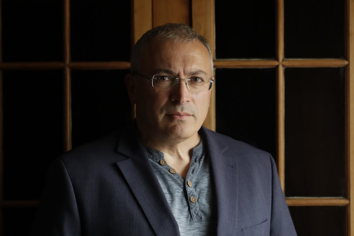 Khodorkovsky: la Russia vuole la guerra fredda con la Ue