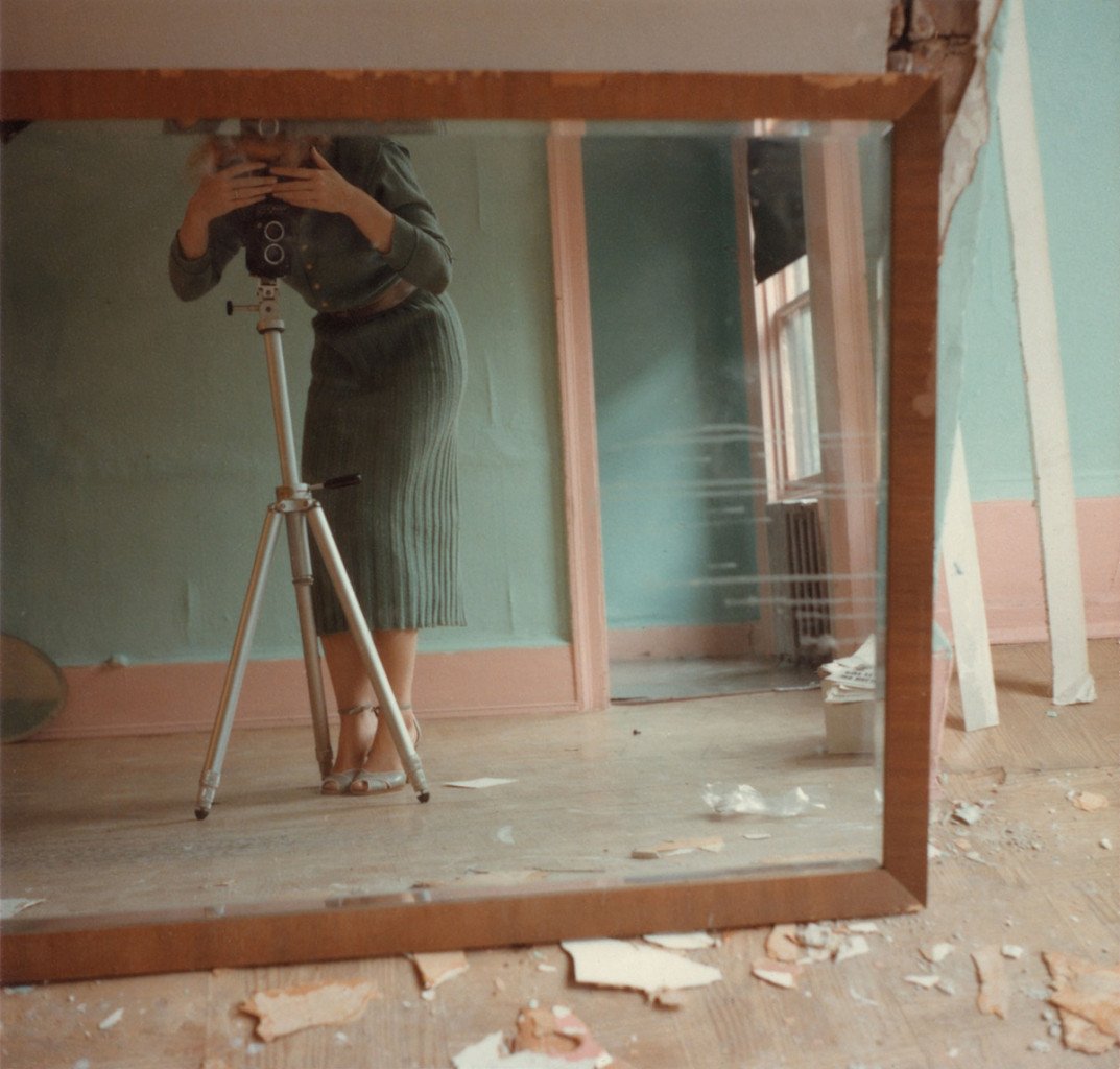 Rasy: cinque fotografe, specchio rovesciato della modernità