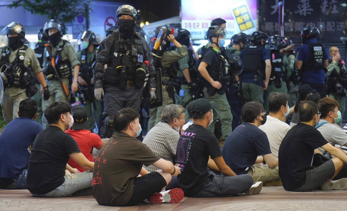 Accusa di terrorismo: il primo processo per la legge sulla sicurezza nazionale a Hong Kong