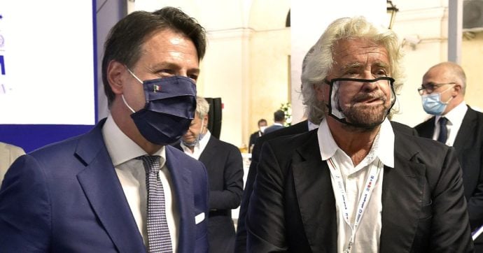 I 5 Stelle tentati di uscire dal governo. Domani Beppe Grillo arriva a Roma