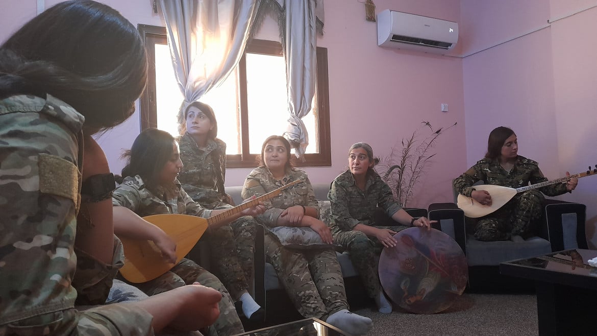 Lo scudo del Rojava è la sua gente