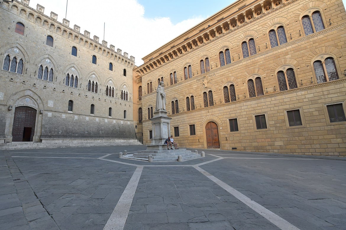 Monte dei Paschi di Siena, per il governo l’unica possibilità è Unicredit