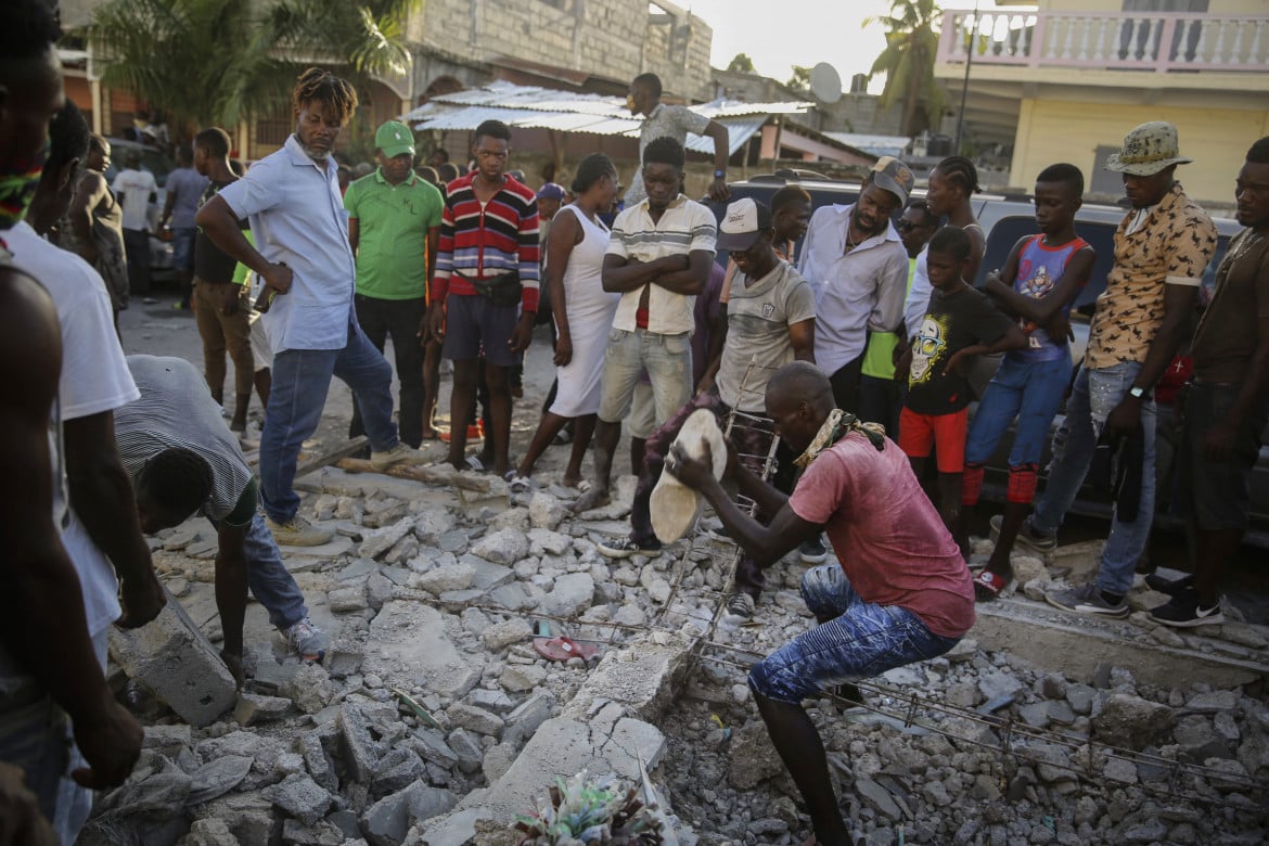 Haiti senza tregua, già 1.300 le vittime del terremoto