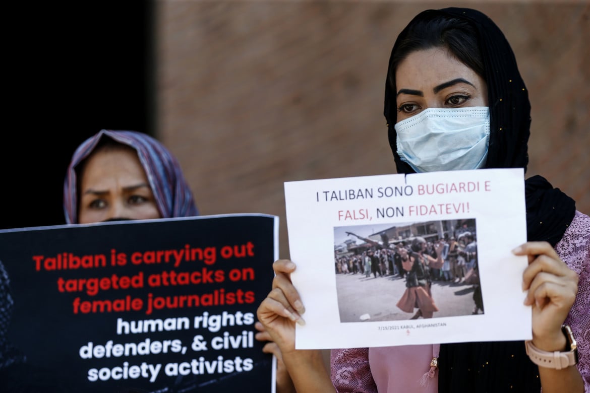 La comunità afghana a Roma: «Costruiamo un fronte democratico insieme»