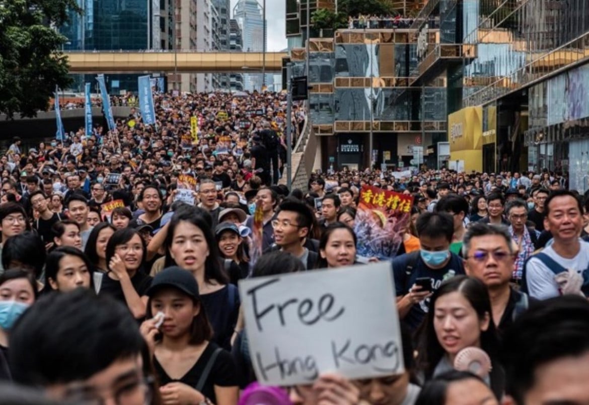 Retroattiva e inappellabile, la scure della censura  sul cinema di Hong Kong