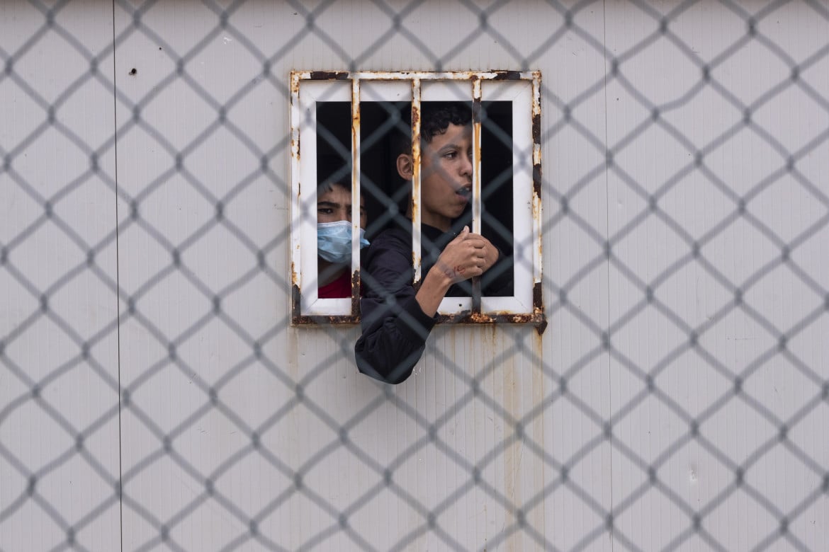 Ceuta, il tribunale blocca il rimpatrio in Marocco di nove minori