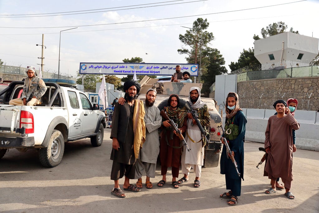 I talebani ora provano a rassicurare tutti: popolazione e «amici»