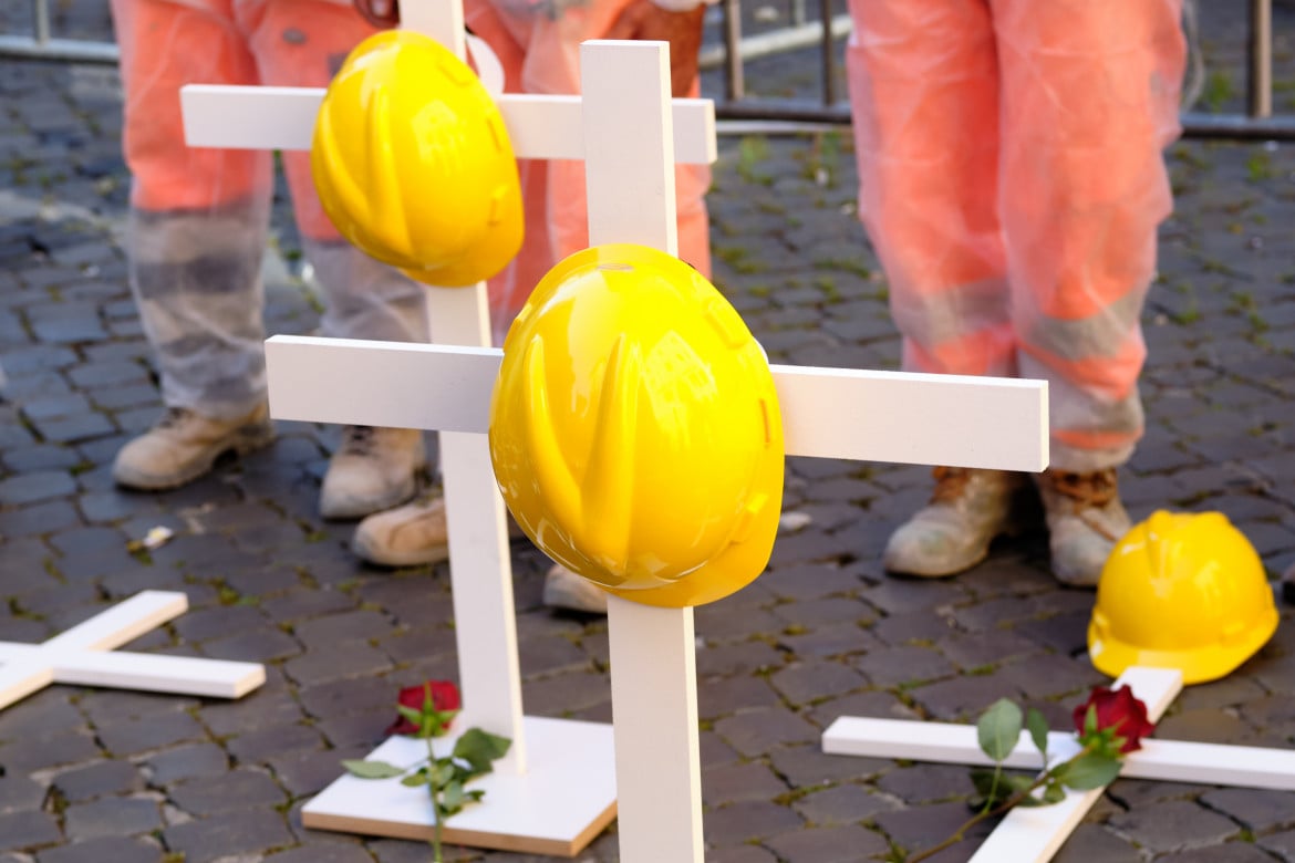Strage senza fine: quattro morti sul lavoro