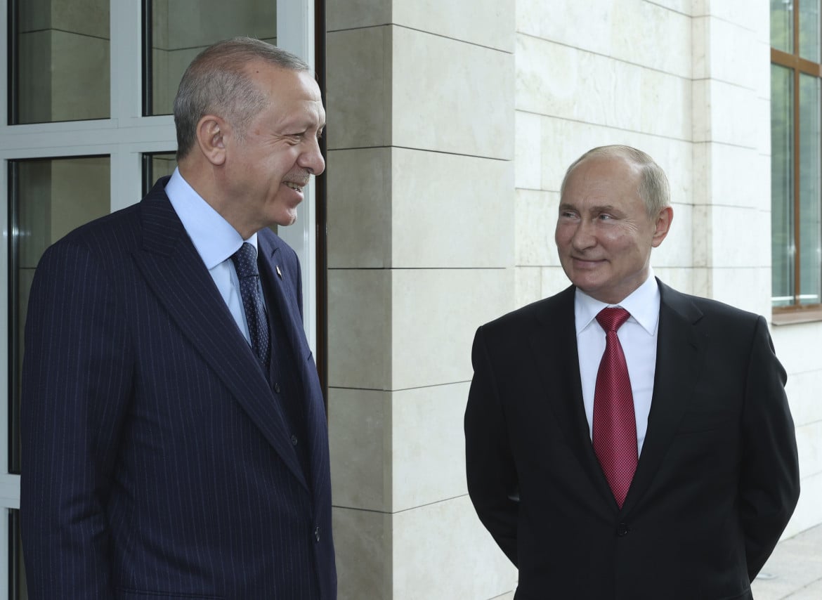 Turchia e Israele tra due fuochi