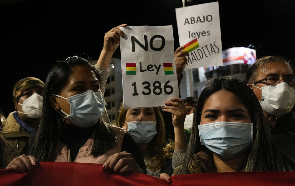 L’ombra del golpe sulla Bolivia, la destra in piazza contro Arce