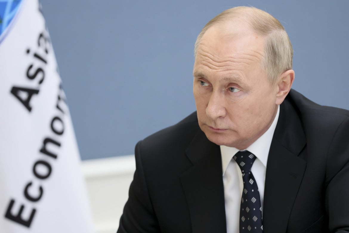 Putin accusa Varsavia e sul gas critica Minsk
