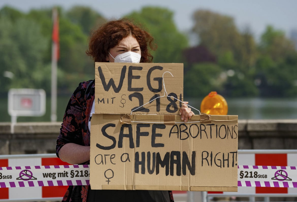 Aborto, scandalo tedesco
