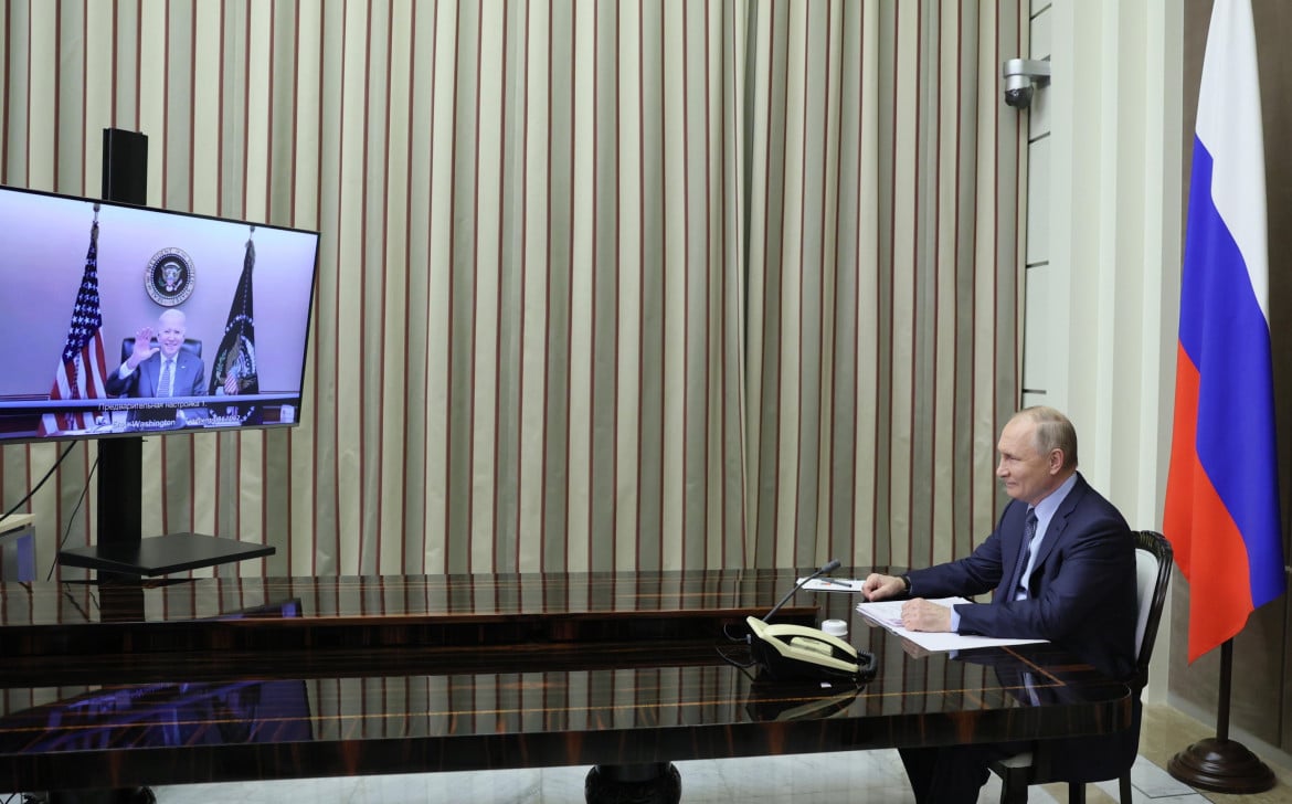 Tra Biden e Putin due ore di «forti preoccupazioni»