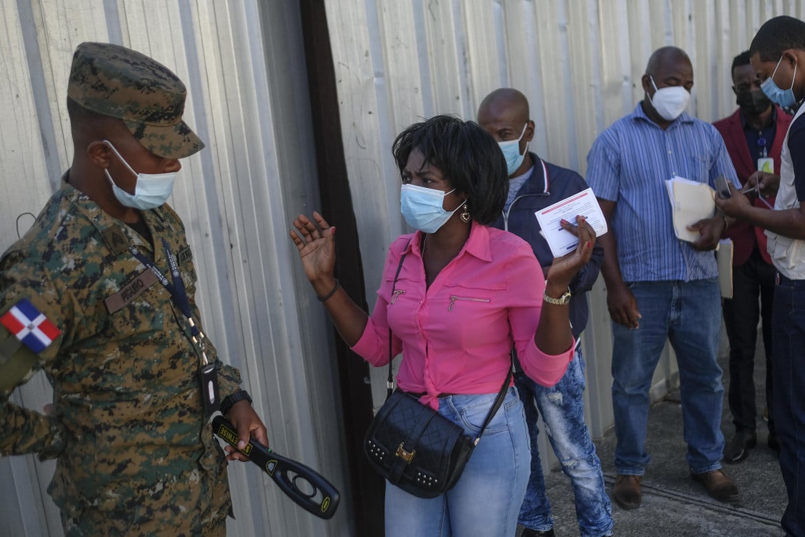 Deportazioni, respingimenti, cure  negate. L’oppressione delle haitiane