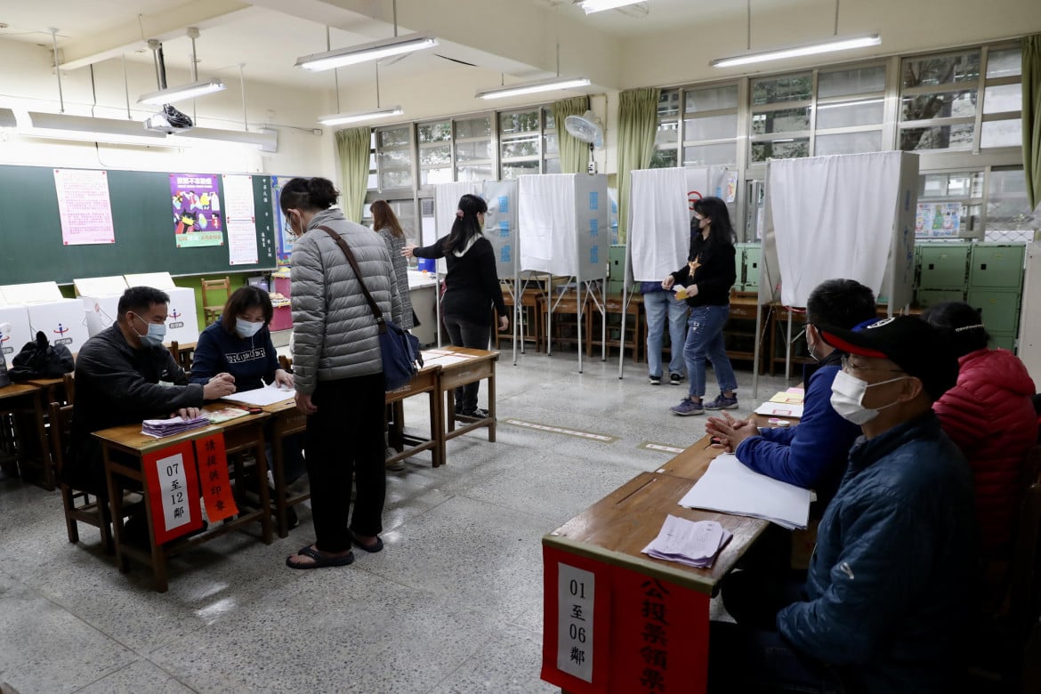 Taiwan, Tsai Ing-wen rafforzata dai «no» ai quattro referendum