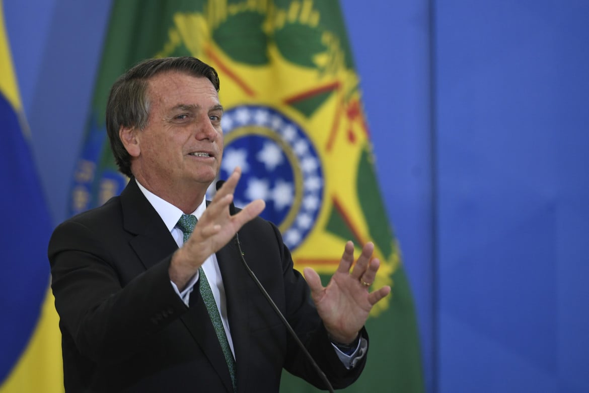 La  crociata di Bolsonaro  contro la vaccinazione dei bambini