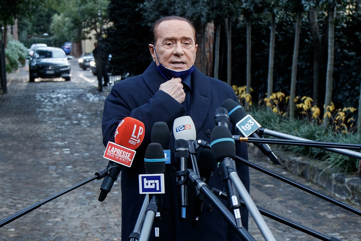 Berlusconi riscende in campo. Gli alleati con lui a denti stretti