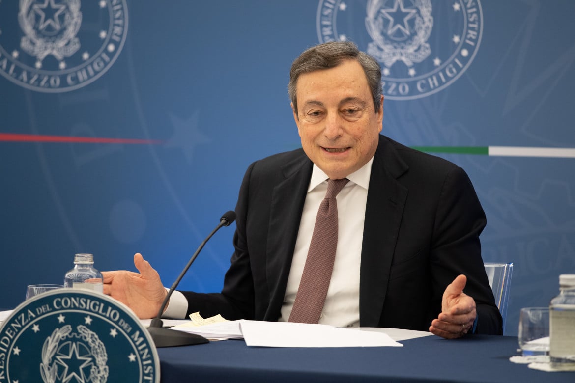 Draghi, la regola del silenzio