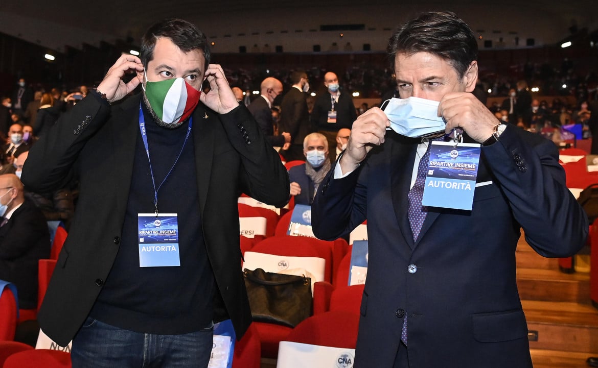 Catasto, Conte flirta con Salvini: «No a nuove tasse sulla casa»