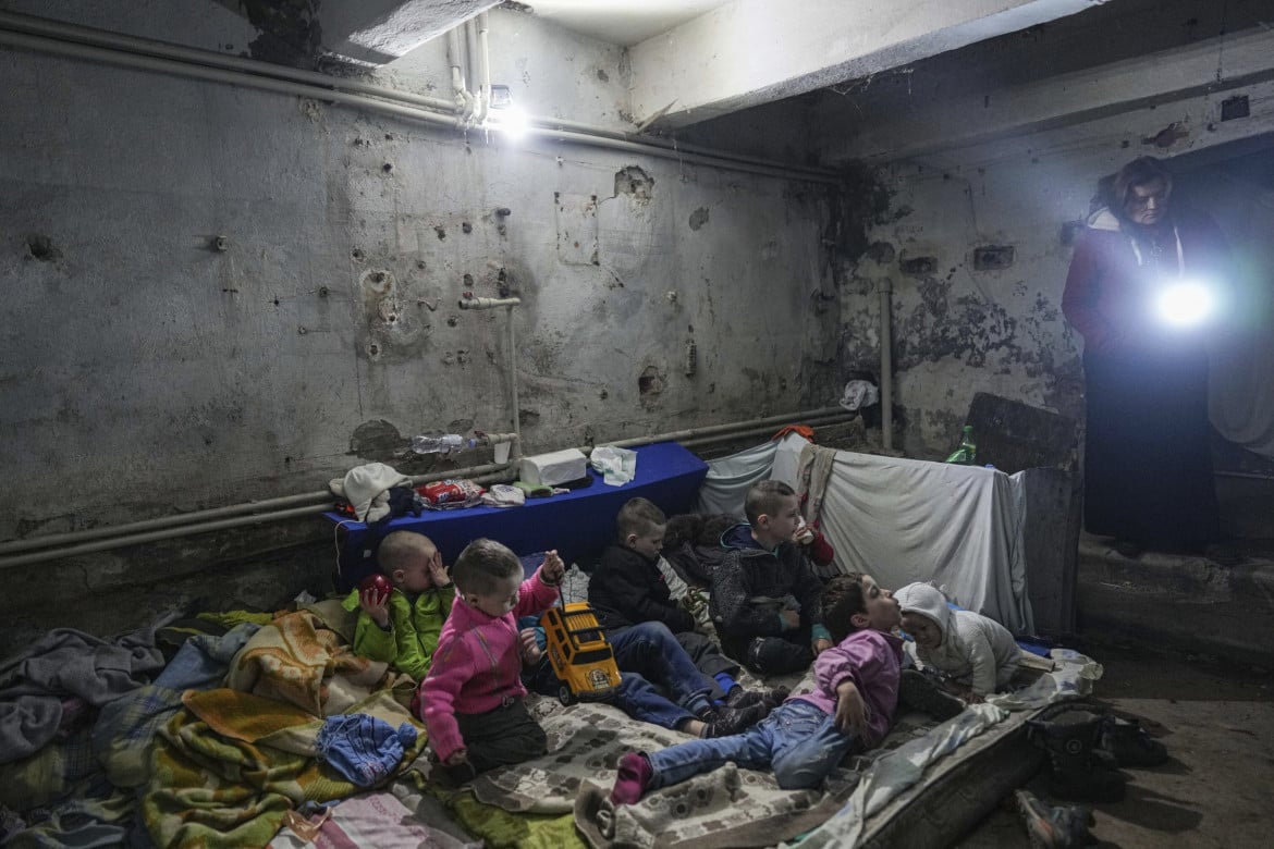 Il dramma dei bambini, un milione è già fuggito dall’Ucraina