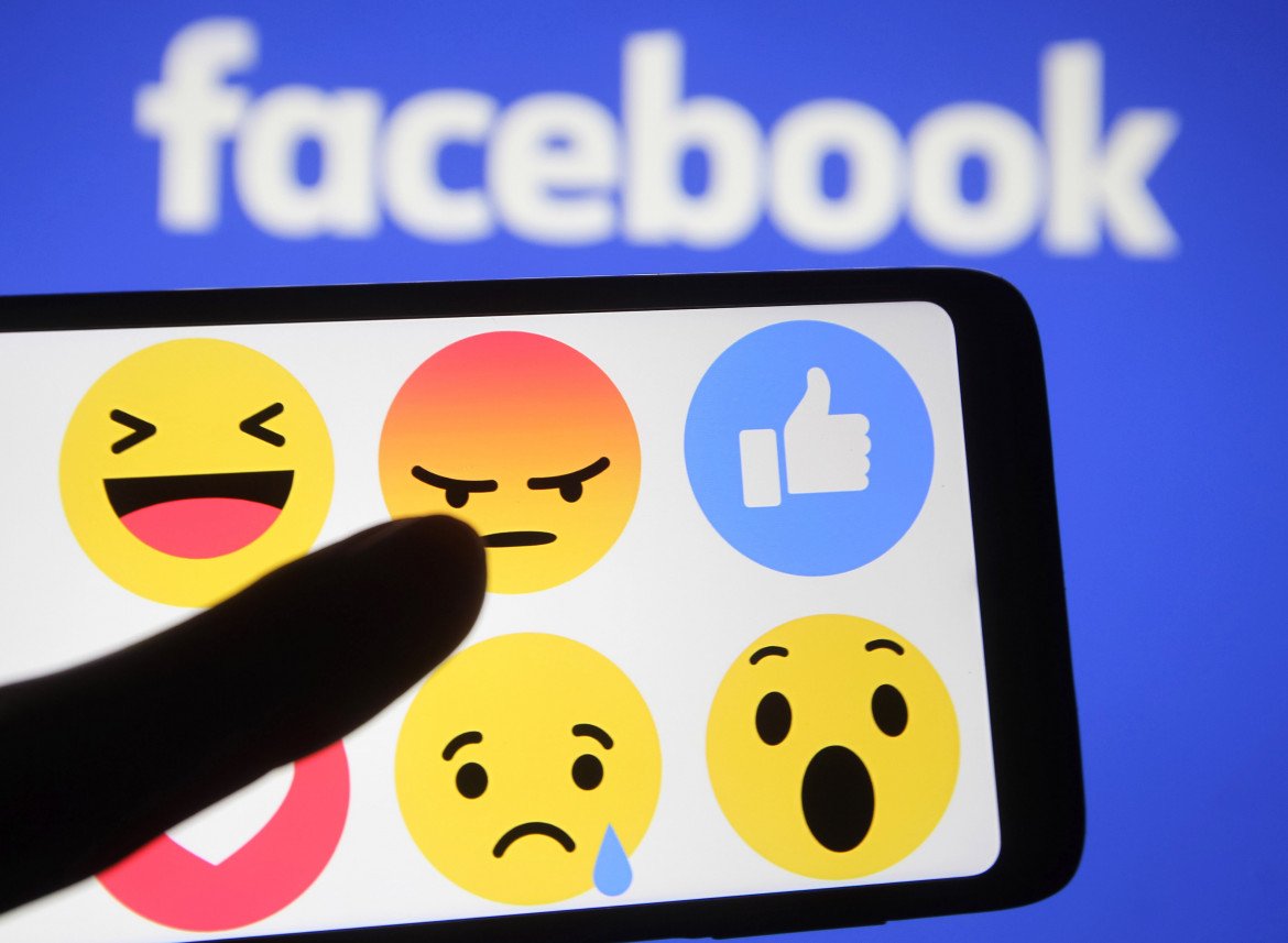 Odiare Mosca è consentito Facebook cambia la sua policy