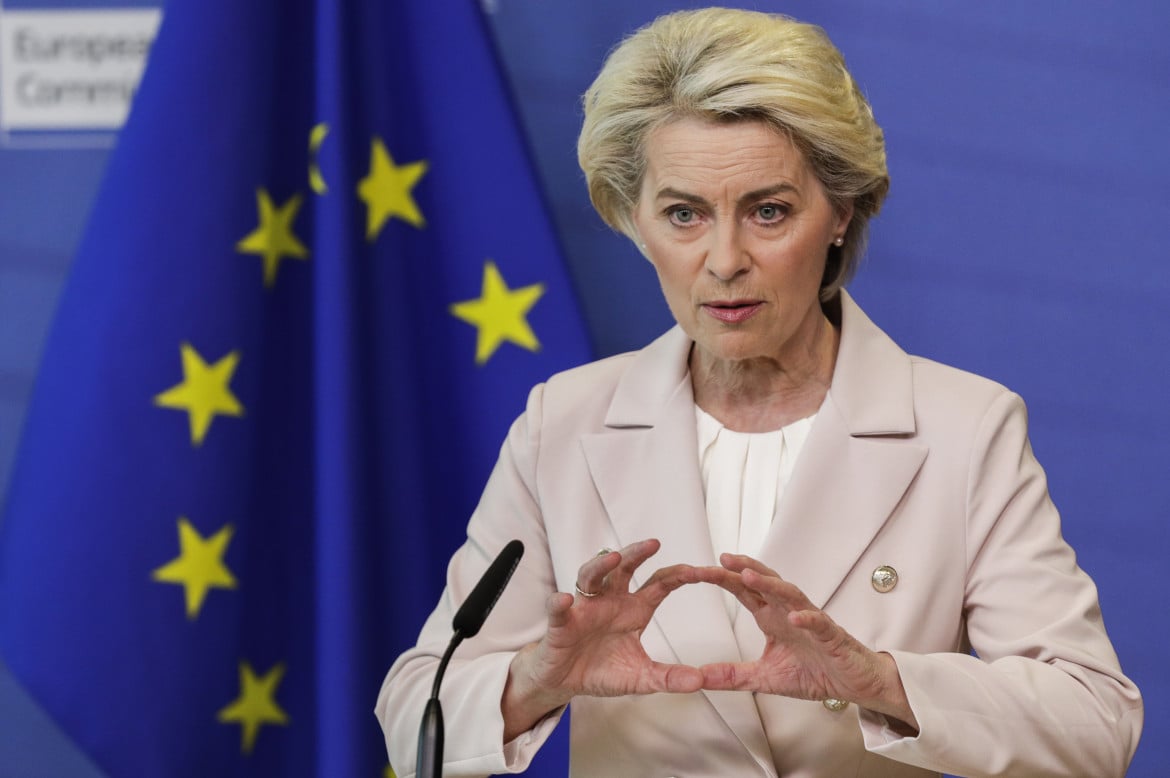 Von der Leyen: «Europa solidale, non cederemo al ricatto dei rubli»