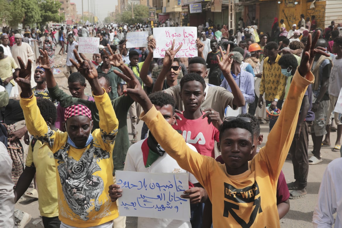 Dai golpisti false promesse di democrazia, ma il Sudan non ci crede